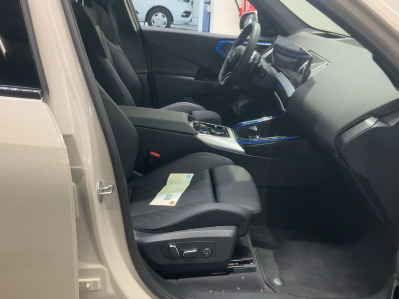 BMW X3 xDrive 30e M Sport 2025 – снимка 16