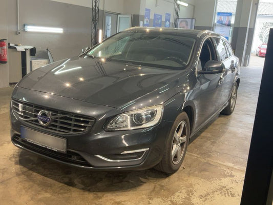Volvo V60 2.0 D4 Summum 2016 – снимка 1