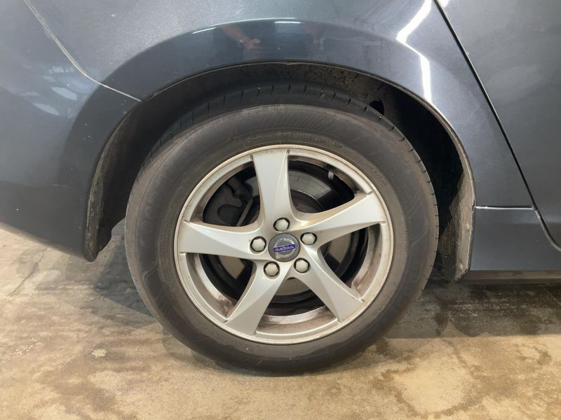 Volvo V60 2.0 D4 Summum 2016 – снимка 9