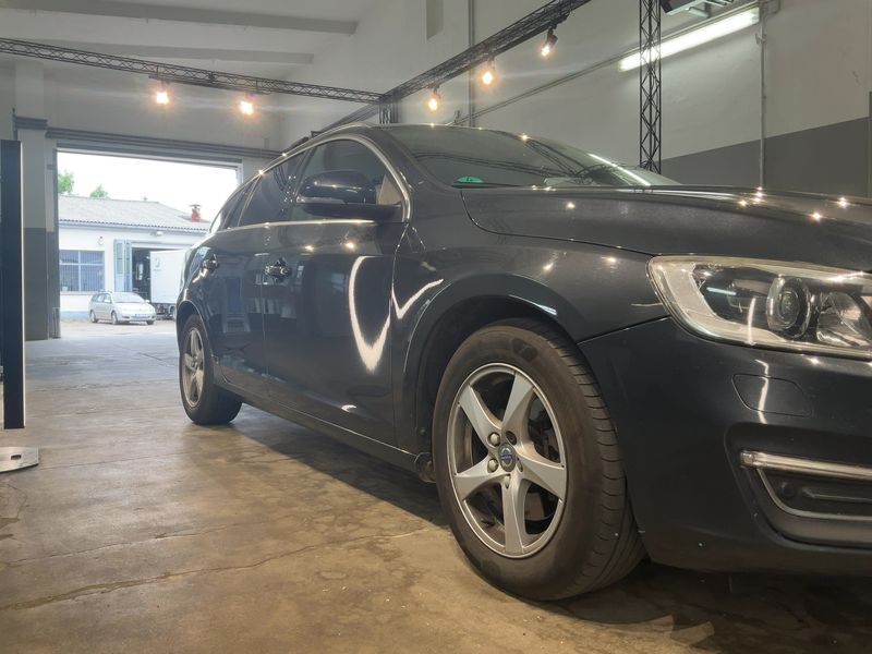Volvo V60 2.0 D4 Summum 2016 – снимка 12
