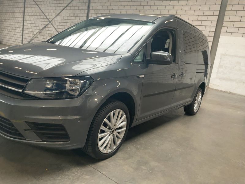 Volkswagen Caddy 2.0 TDI Maxi Trendline BlueMotion Tech 2017 – снимка 2