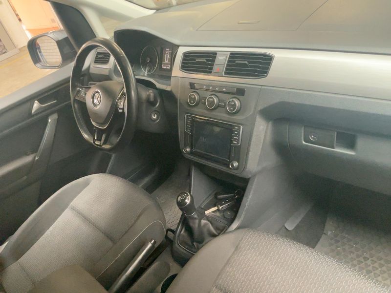 Volkswagen Caddy 2.0 TDI Maxi Trendline BlueMotion Tech 2017 – снимка 17