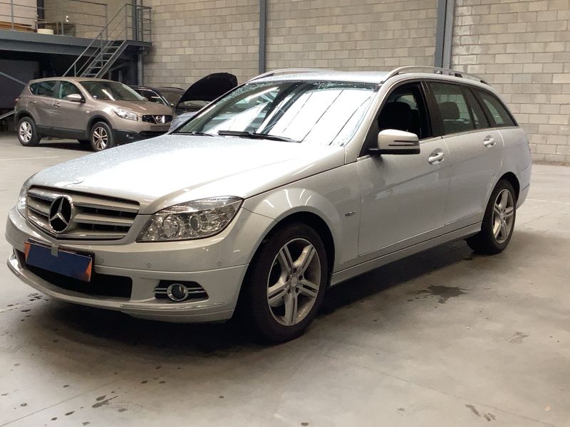 Mercedes-Benz C-Klasse C 200 CDI T BlueEfficiency Avantgarde 2010 – снимка 1