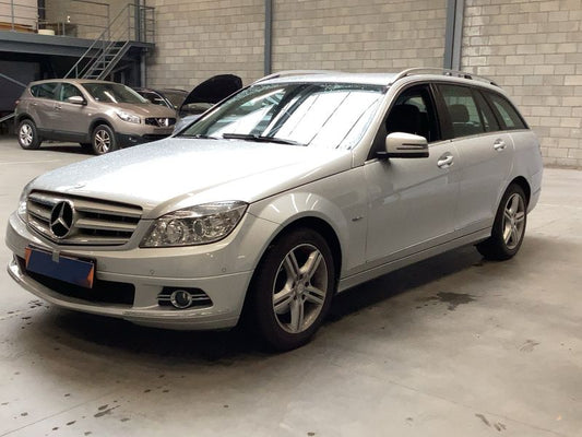 Mercedes-Benz C-Klasse C 200 CDI T BlueEfficiency Avantgarde 2010 – снимка 1