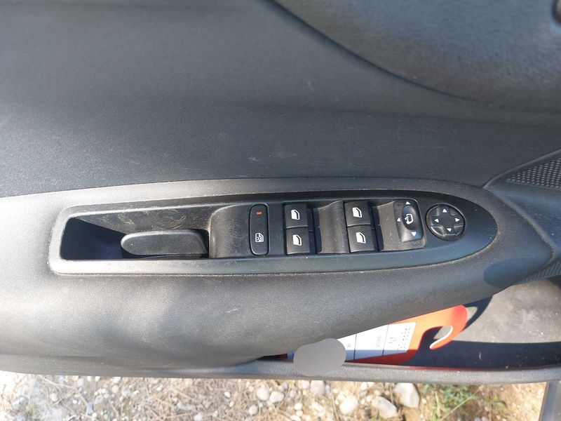 Citroen C4 1.6 e-HDi Business 2014 – снимка на щета 107
