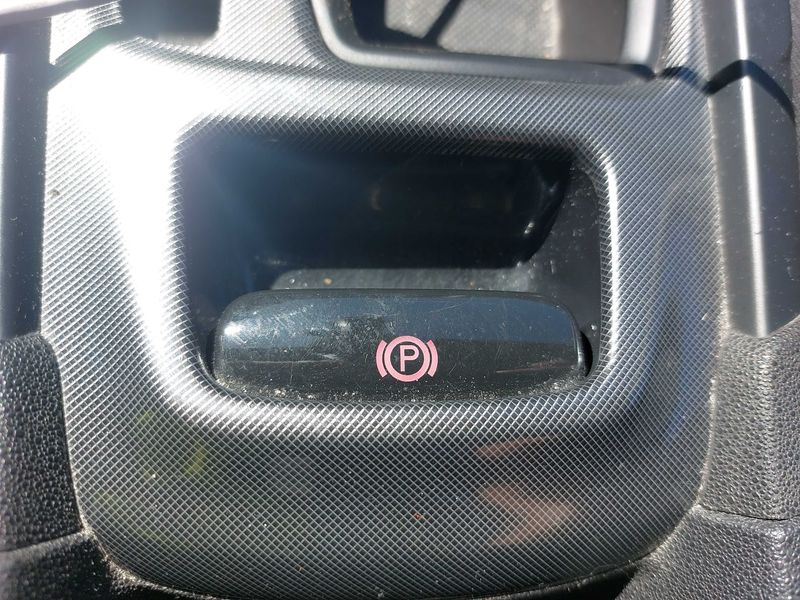 Citroen C4 1.6 e-HDi Business 2014 – снимка 27