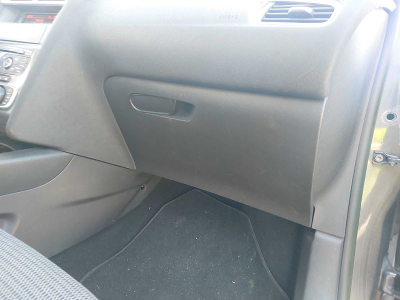 Citroen C4 1.6 e-HDi Business 2014 – снимка на щета 126