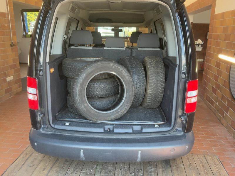 Volkswagen Caddy 1.6 TDI Trendline 2013 – снимка 16