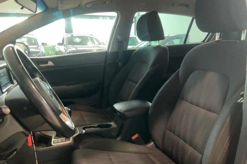 Kia Sportage 1.6 CRDi Mild-Hybrid Vision 2WD 2020 – снимка 16