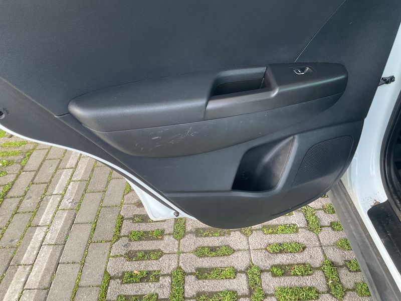 Kia Sportage 1.6 CRDi Mild-Hybrid Vision 2WD 2020 – снимка 22