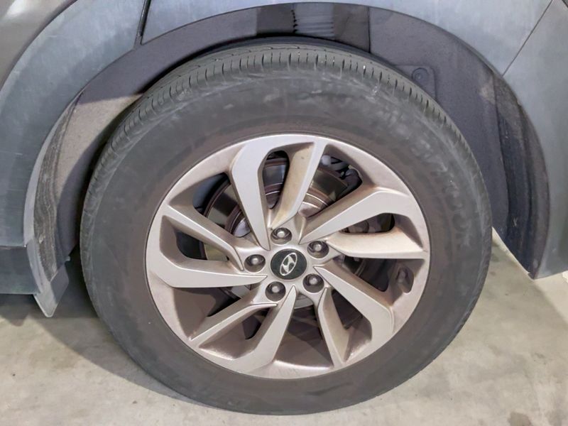 Hyundai Tucson 1.7 CRDi Comfort ISG 2WD 2015 – снимка 5