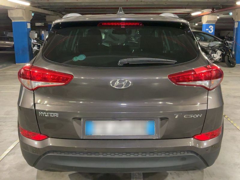 Hyundai Tucson 1.7 CRDi Comfort ISG 2WD 2015 – снимка 7