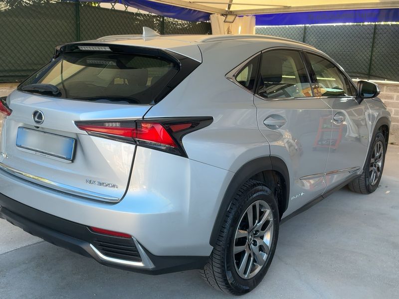 Lexus NX-Serie NX 300h E-Four Executive Line 2018 – снимка 8