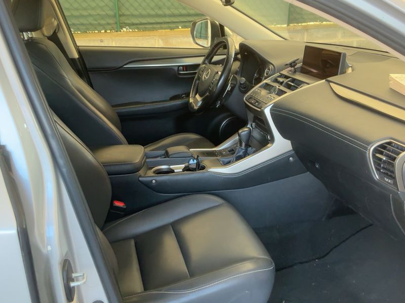 Lexus NX-Serie NX 300h E-Four Executive Line 2018 – снимка 16
