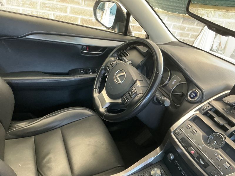 Lexus NX-Serie NX 300h E-Four Executive Line 2018 – снимка 23