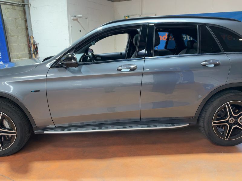 Mercedes-Benz GLC-Klasse GLC 300 de 4Matic AMG Line 2021 – снимка 4