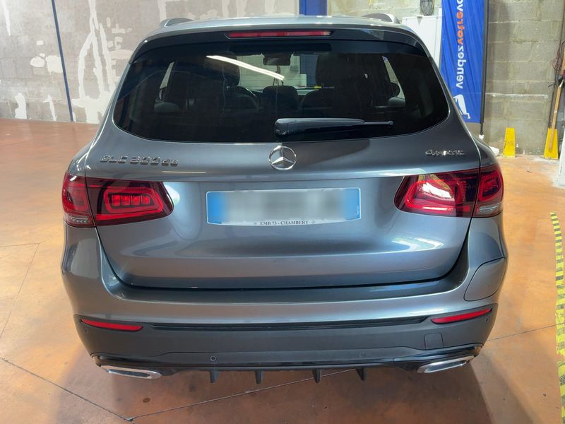 Mercedes-Benz GLC-Klasse GLC 300 de 4Matic AMG Line 2021 – снимка 7