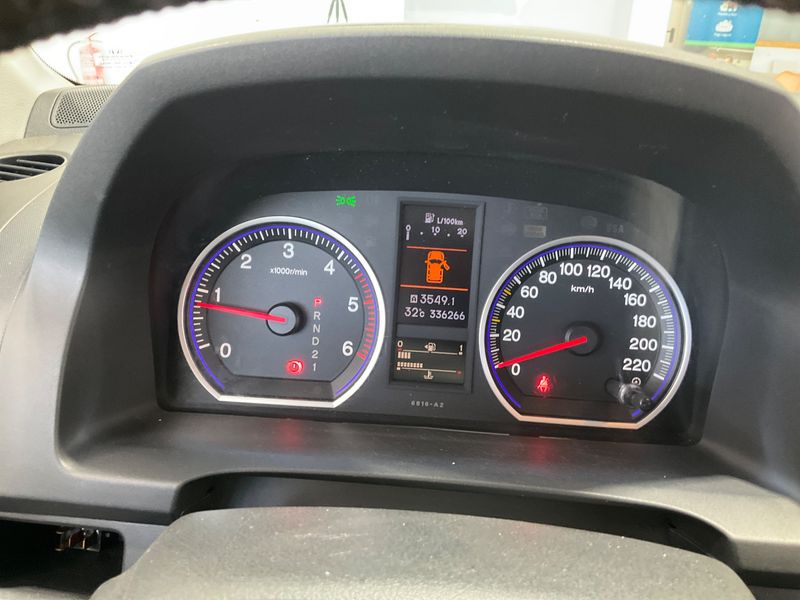 Honda CR-V 2.2 DTEC Luxury 2011 – снимка 13