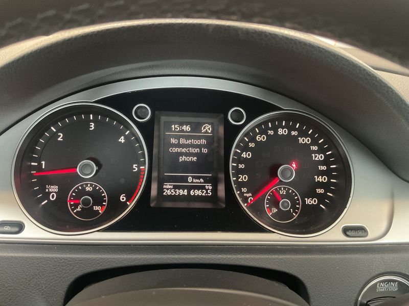 Volkswagen Passat 1.6 TDI Trendline BlueMotion Tech 2011 – снимка 4