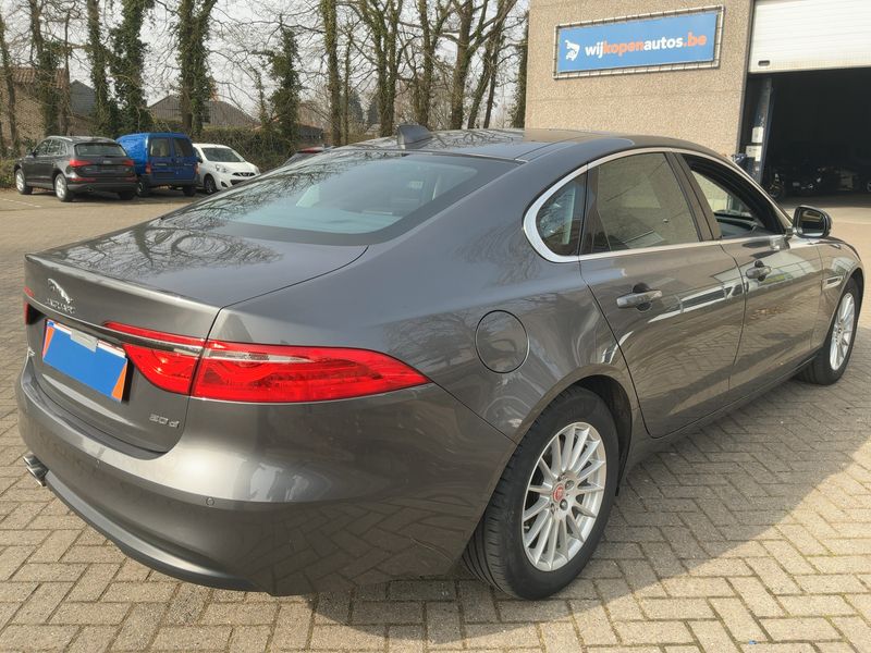 Jaguar XF 20d Prestige 2016 – снимка 8