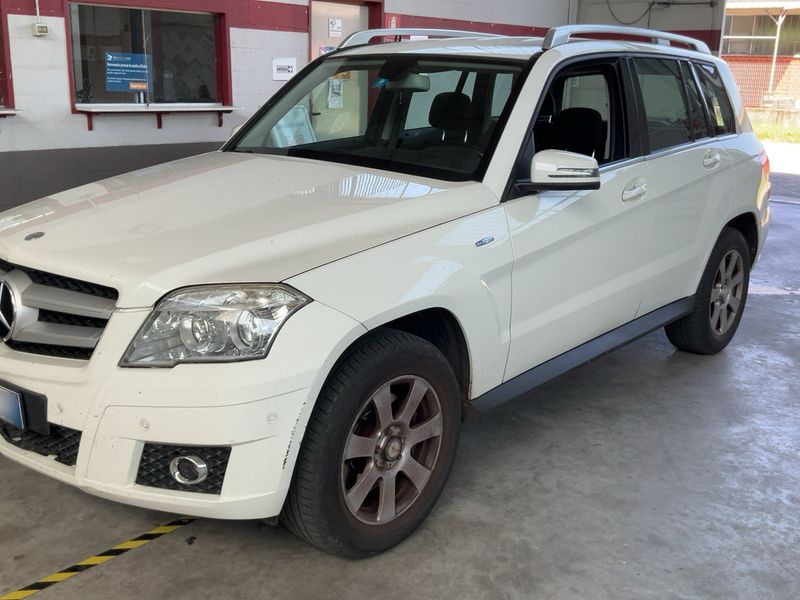 Mercedes-Benz GLK-Klasse GLK 220 CDI 4Matic BlueEfficiency 2010 – снимка 2