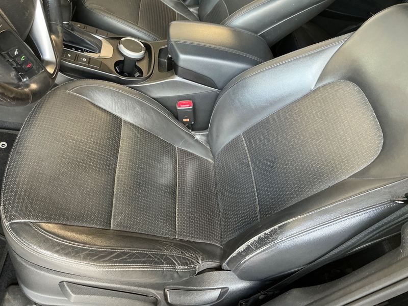 Hyundai Santa Fe 2.2 CRDi Style 2WD 2013 – снимка 32