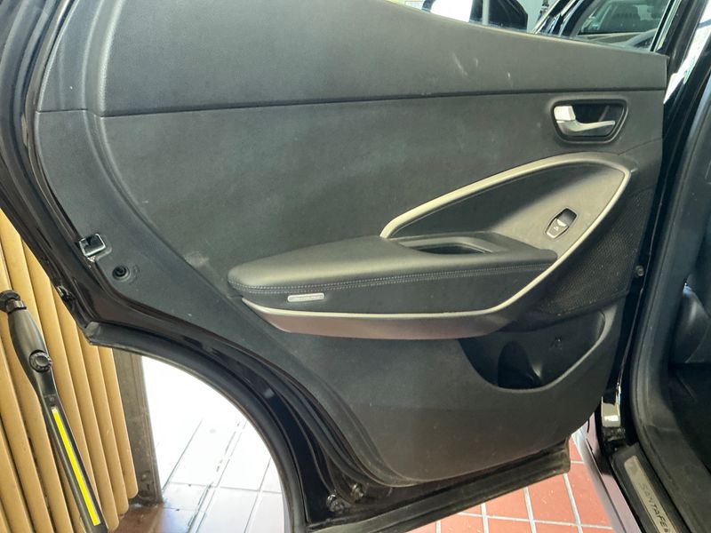 Hyundai Santa Fe 2.2 CRDi Style 2WD 2013 – снимка 26
