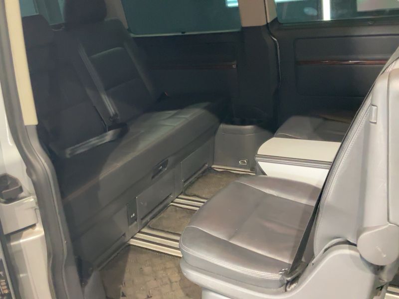 Volkswagen T5 Multivan 2.0 TDI Highline 2014 – снимка 19