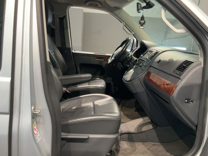 Volkswagen T5 Multivan 2.0 TDI Highline 2014 – снимка 16