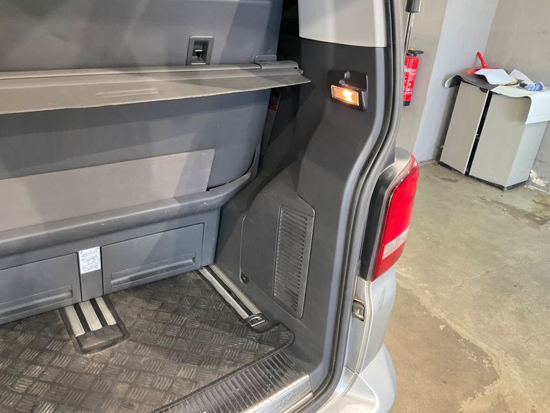 Volkswagen T5 Multivan 2.0 TDI Highline 2014 – снимка 35