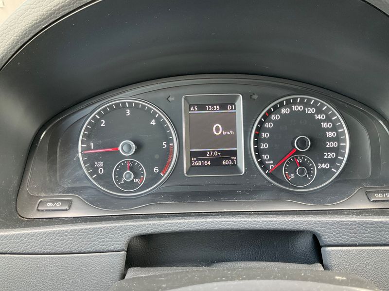 Volkswagen T5 Multivan 2.0 TDI Highline 2014 – снимка 18