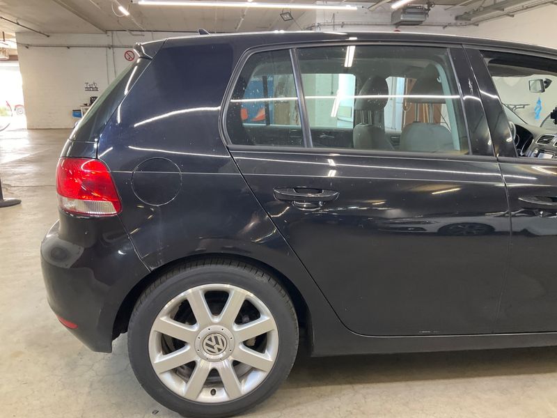 Volkswagen Golf VI 2.0 TDI Comfortline 2010 – снимка 6