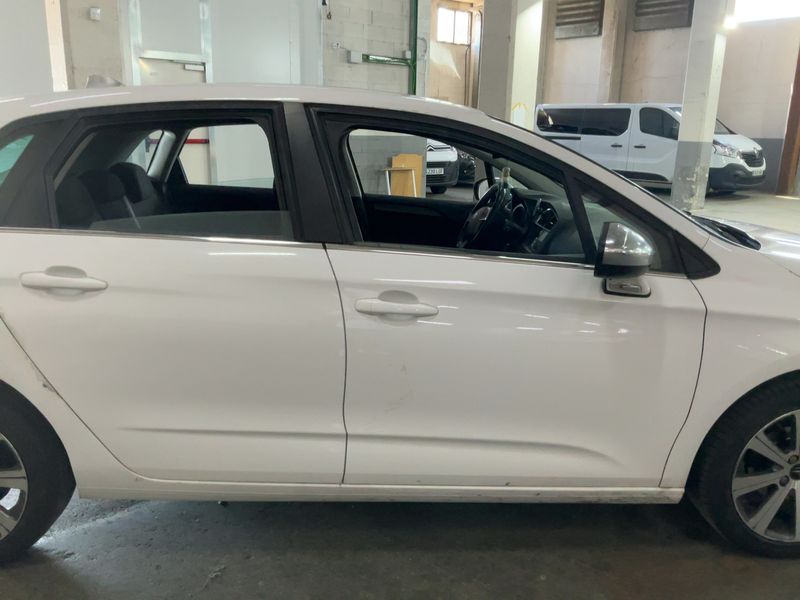 Citroen C4 1.2 e-THP Feel Edition 2015 – снимка 10