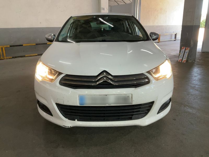 Citroen C4 1.2 e-THP Feel Edition 2015 – снимка 14