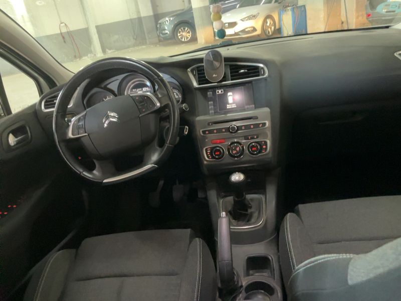 Citroen C4 1.2 e-THP Feel Edition 2015 – снимка 17