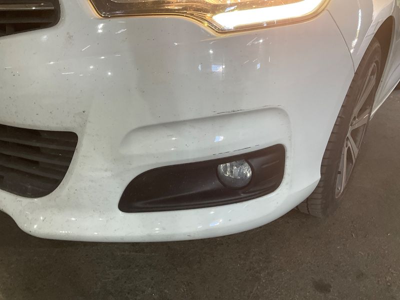 Citroen C4 1.2 e-THP Feel Edition 2015 – снимка 30
