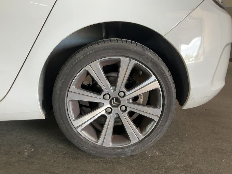 Citroen C4 1.2 e-THP Feel Edition 2015 – снимка 5