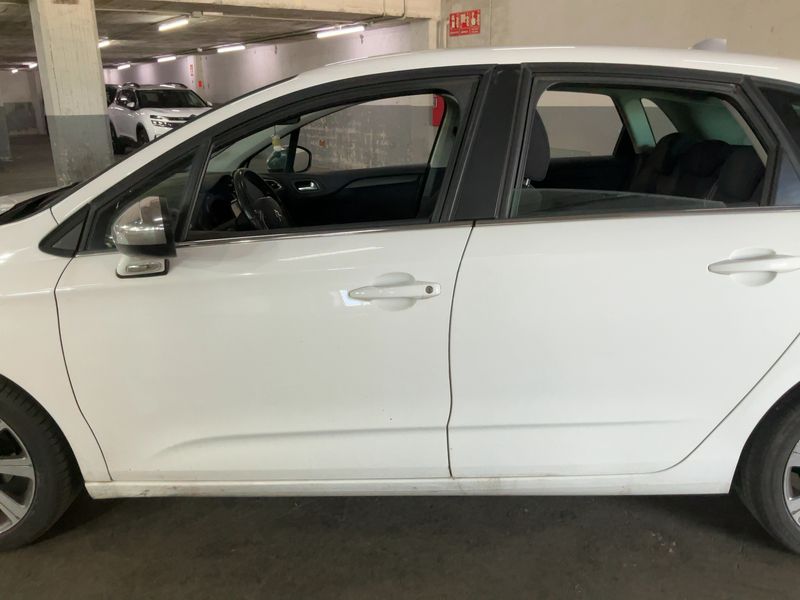 Citroen C4 1.2 e-THP Feel Edition 2015 – снимка 4