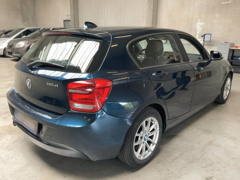 BMW 1er 116d EfficientDynamics Edition 2013 – снимка на щета 8