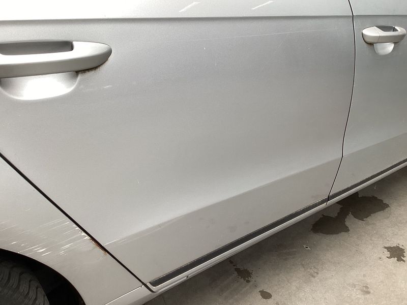 Volkswagen Passat 1.6 TDI Trendline BlueMotion Tech 2012 – снимка на щета 32