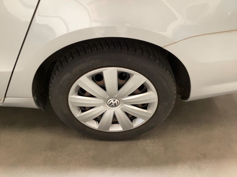 Volkswagen Passat 1.6 TDI Trendline BlueMotion Tech 2012 – снимка 5
