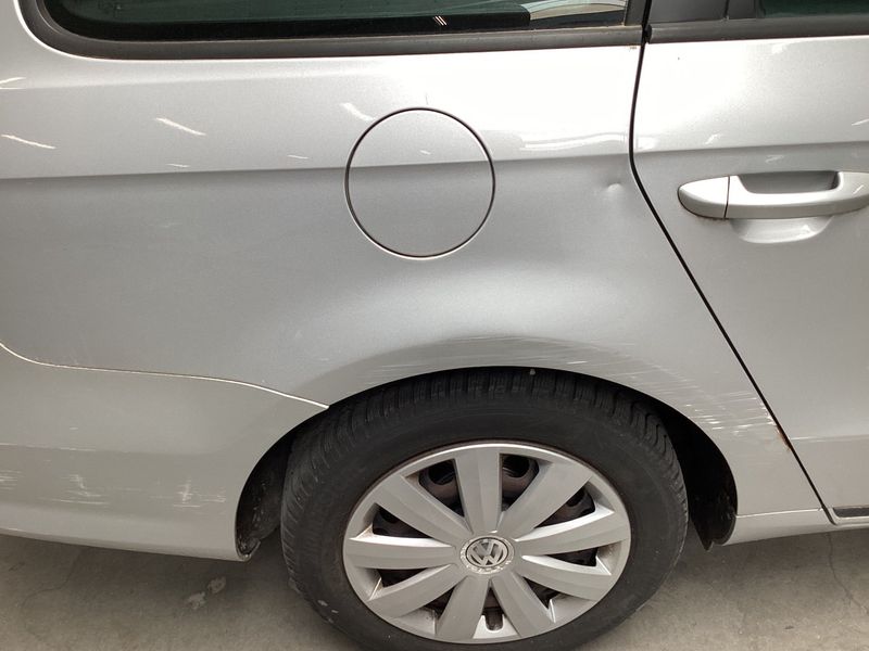 Volkswagen Passat 1.6 TDI Trendline BlueMotion Tech 2012 – снимка на щета 29