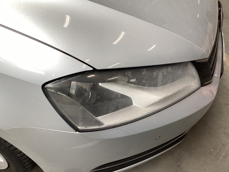Volkswagen Passat 1.6 TDI Trendline BlueMotion Tech 2012 – снимка на щета 47