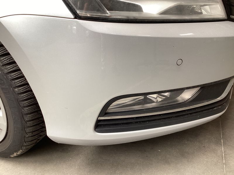 Volkswagen Passat 1.6 TDI Trendline BlueMotion Tech 2012 – снимка на щета 44