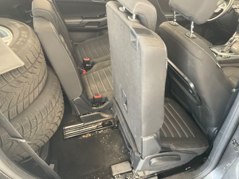 Ford Galaxy 2.0 TDCi Titanium 2016 – снимка 38