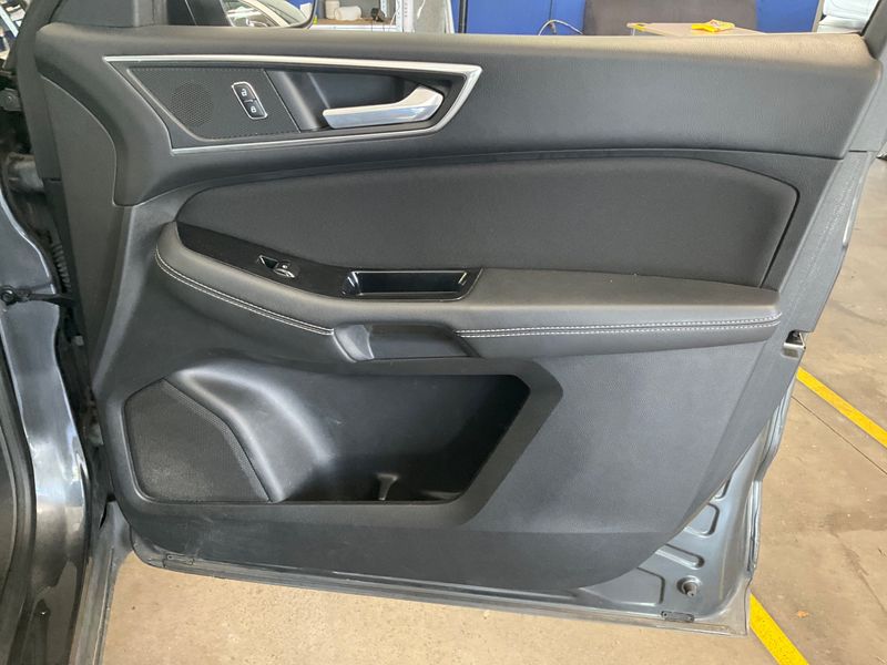 Ford Galaxy 2.0 TDCi Titanium 2016 – снимка 34