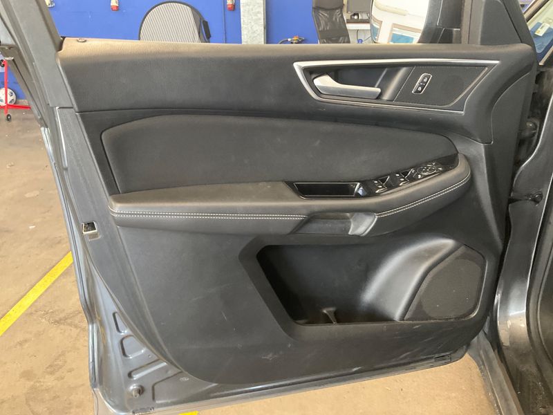 Ford Galaxy 2.0 TDCi Titanium 2016 – снимка 33
