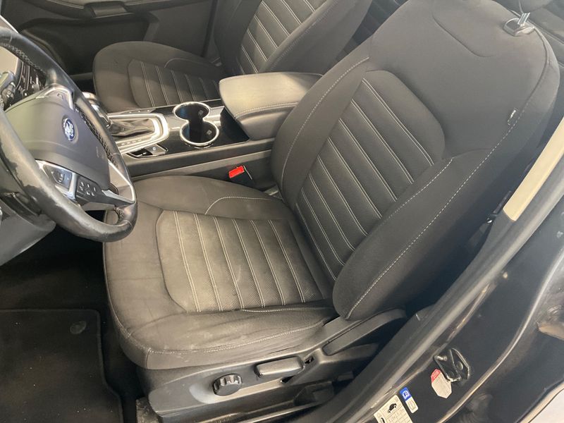 Ford Galaxy 2.0 TDCi Titanium 2016 – снимка 37