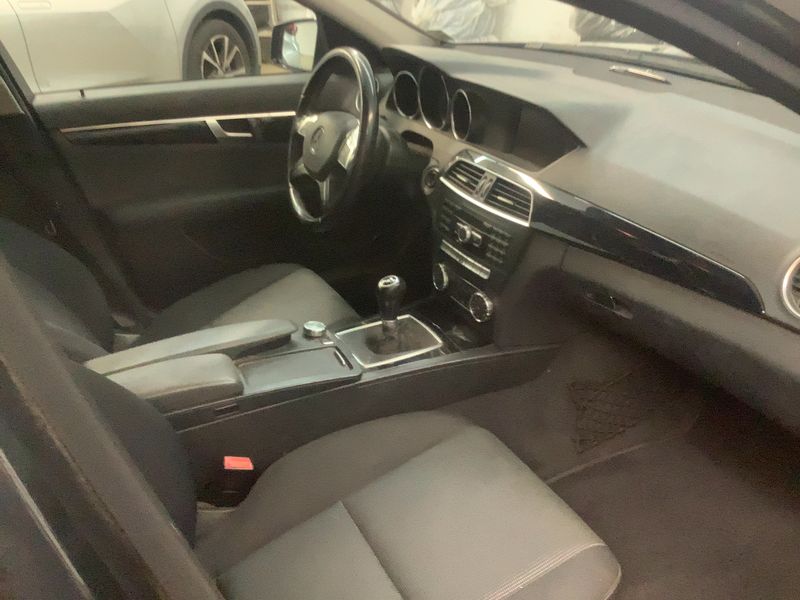 Mercedes-Benz C-Klasse C 180 CGI T BlueEfficiency Classic 2011 – снимка 17