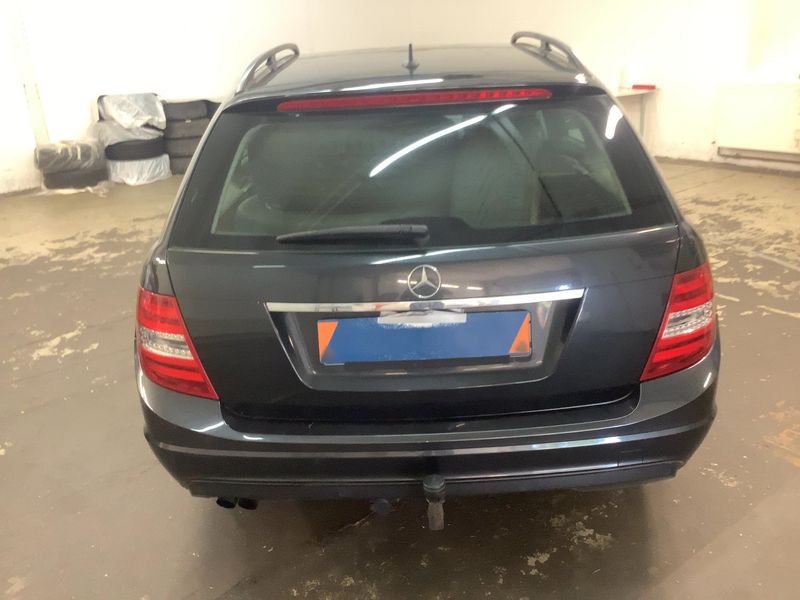 Mercedes-Benz C-Klasse C 180 CGI T BlueEfficiency Classic 2011 – снимка 7